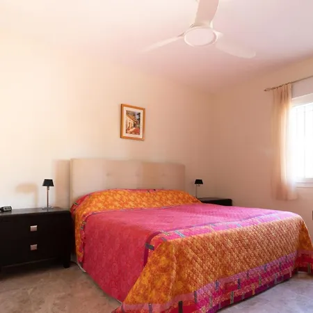 Casa Higuera 4* Mutxamel