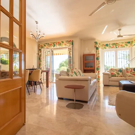 Ξενοδοχείο Casa Higuera 4*